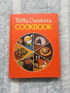 Vintage, Betty Crocker's Cookbook, Twenty-First Printing 1974, Hardcover